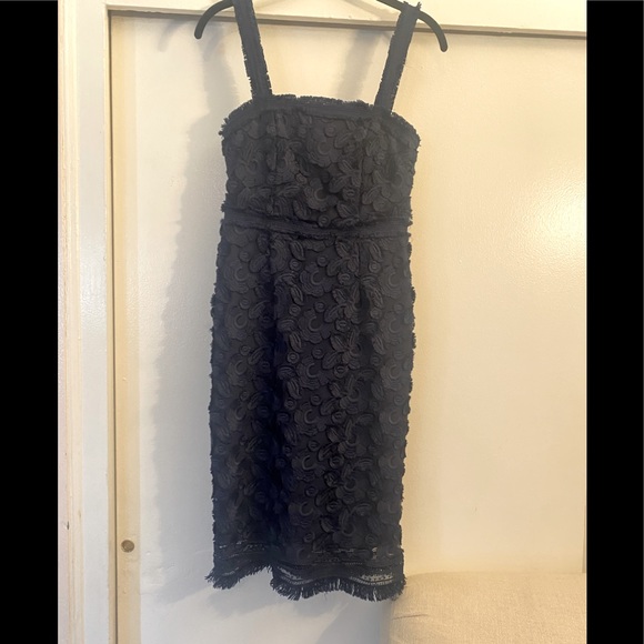Trina Turk Dresses & Skirts - TRINA TURK beautiful dress, excellent Condition, navy blue, size 0